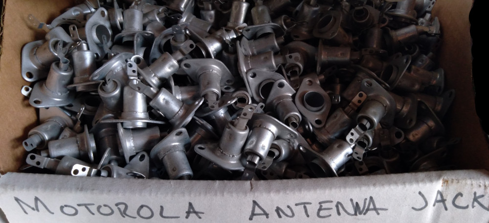 motorola antenna jack