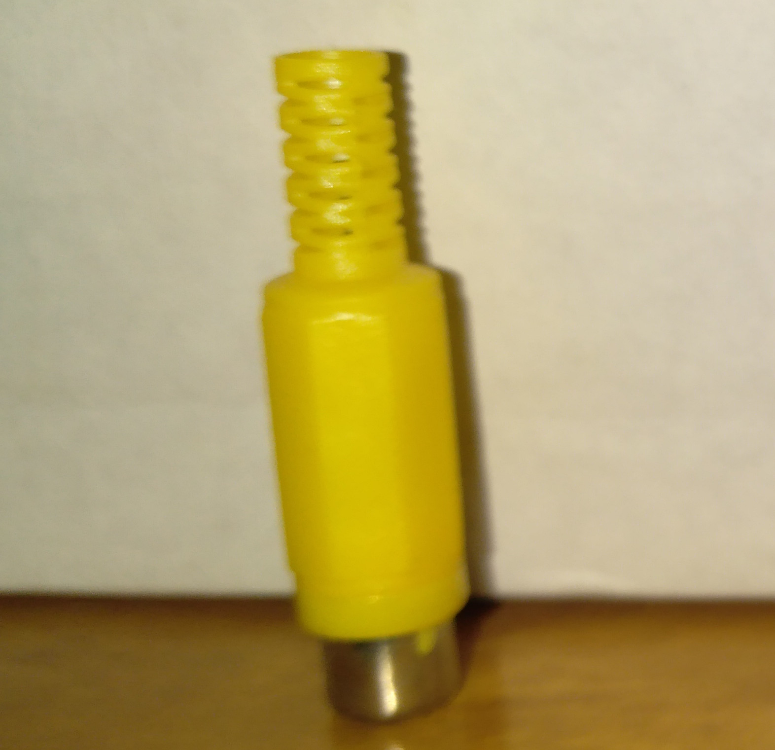 RCA jack yellow